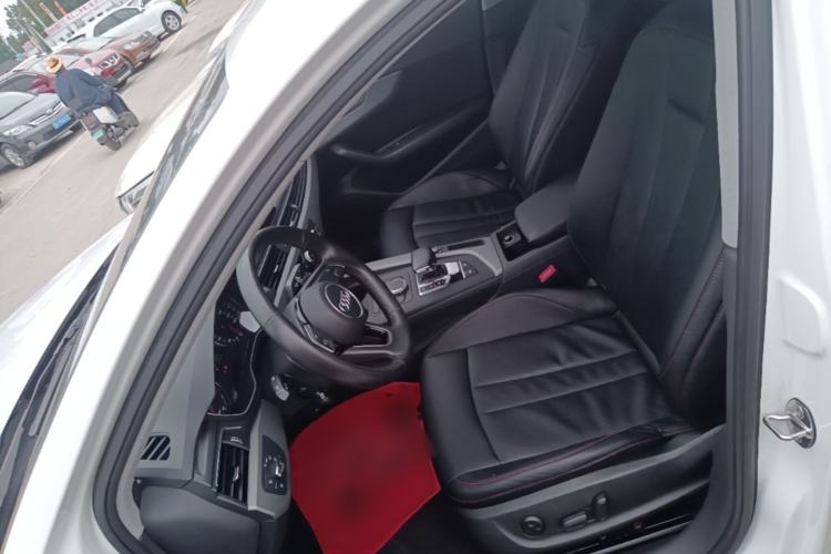 Used Audi A4L 2018 30th Anniversary Edition 40 TFSI Trendy Model Left Front Seat