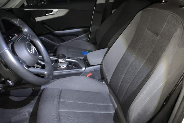 Used Audi A4L 2018 30th Anniversary Edition 40 TFSI Trendy Model Left Front Seat