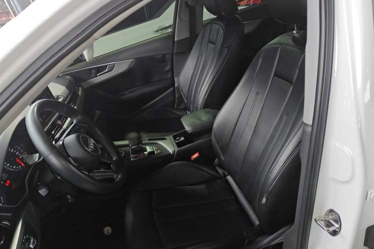Used Audi A4L 2018 30th Anniversary Edition 30 TFSI Ambition Model Left Front Seat