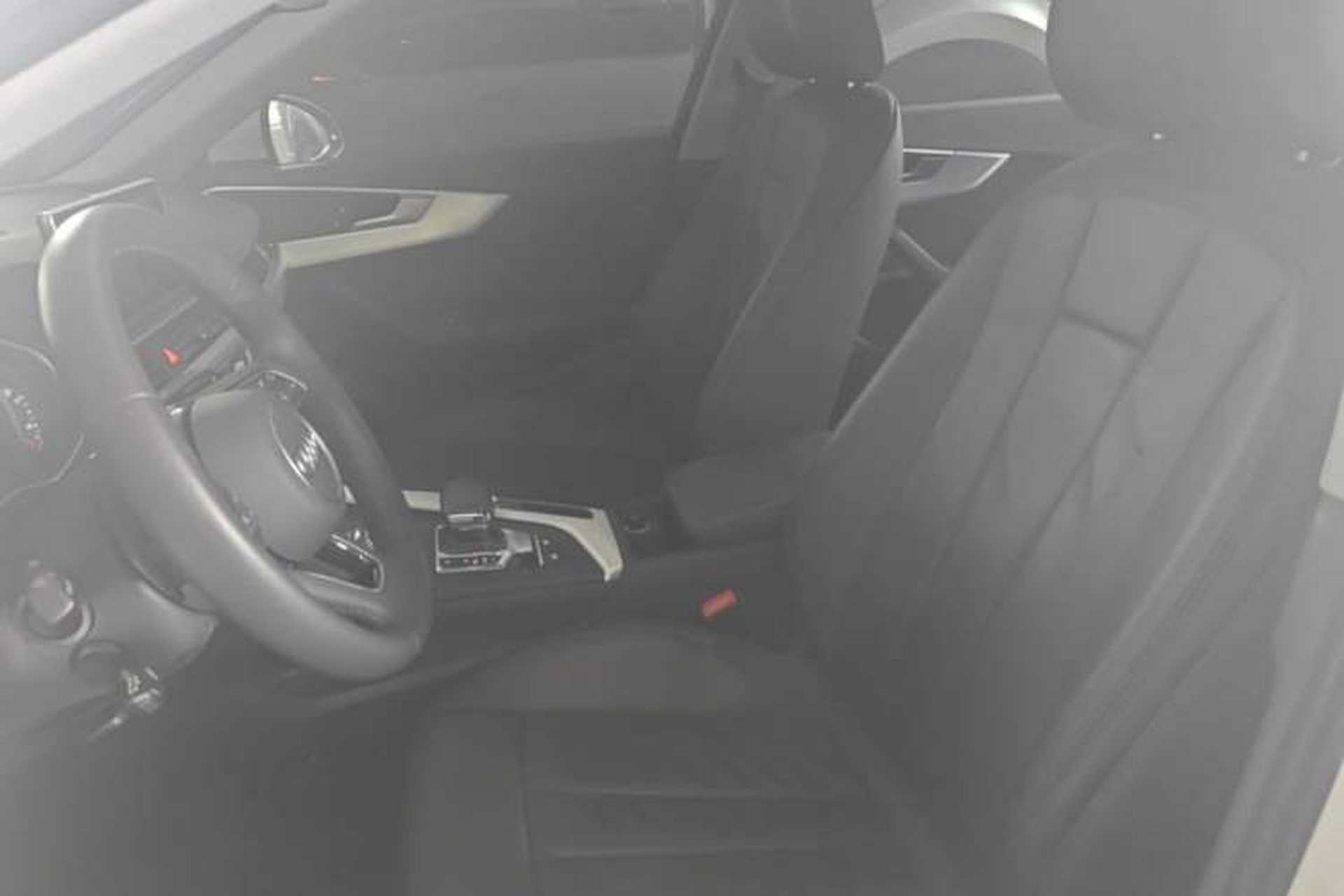 Used Audi A4L 2018 30th Anniversary Edition 40 TFSI Fashion Model Left Front Seat