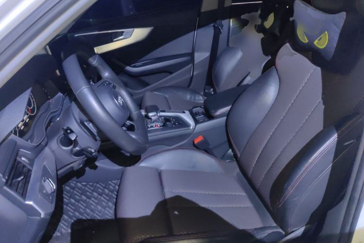 Used Audi A4L 2018 30th Anniversary Edition 45 TFSI quattro Sport model Left Front Seat