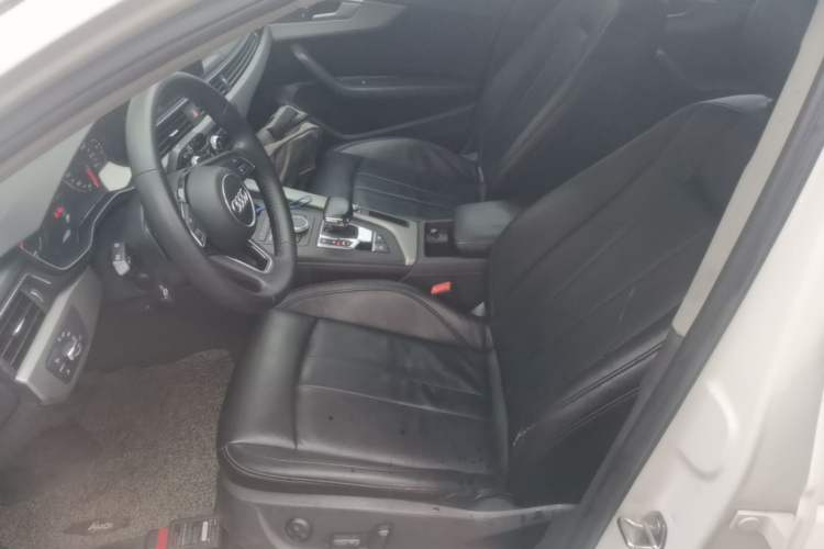 Used Audi A4L 2018 30th Anniversary Edition 40 TFSI Trendy Model Left Front Seat