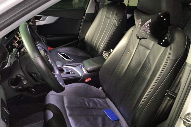 Used Audi A4L 2018 30th Anniversary Edition 40 TFSI Fashion Model Left Front Seat