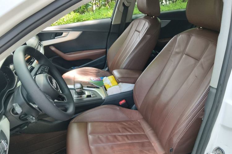 Used Audi A4L 2018 30th Anniversary Edition 40 TFSI Fashion Model Left Front Seat