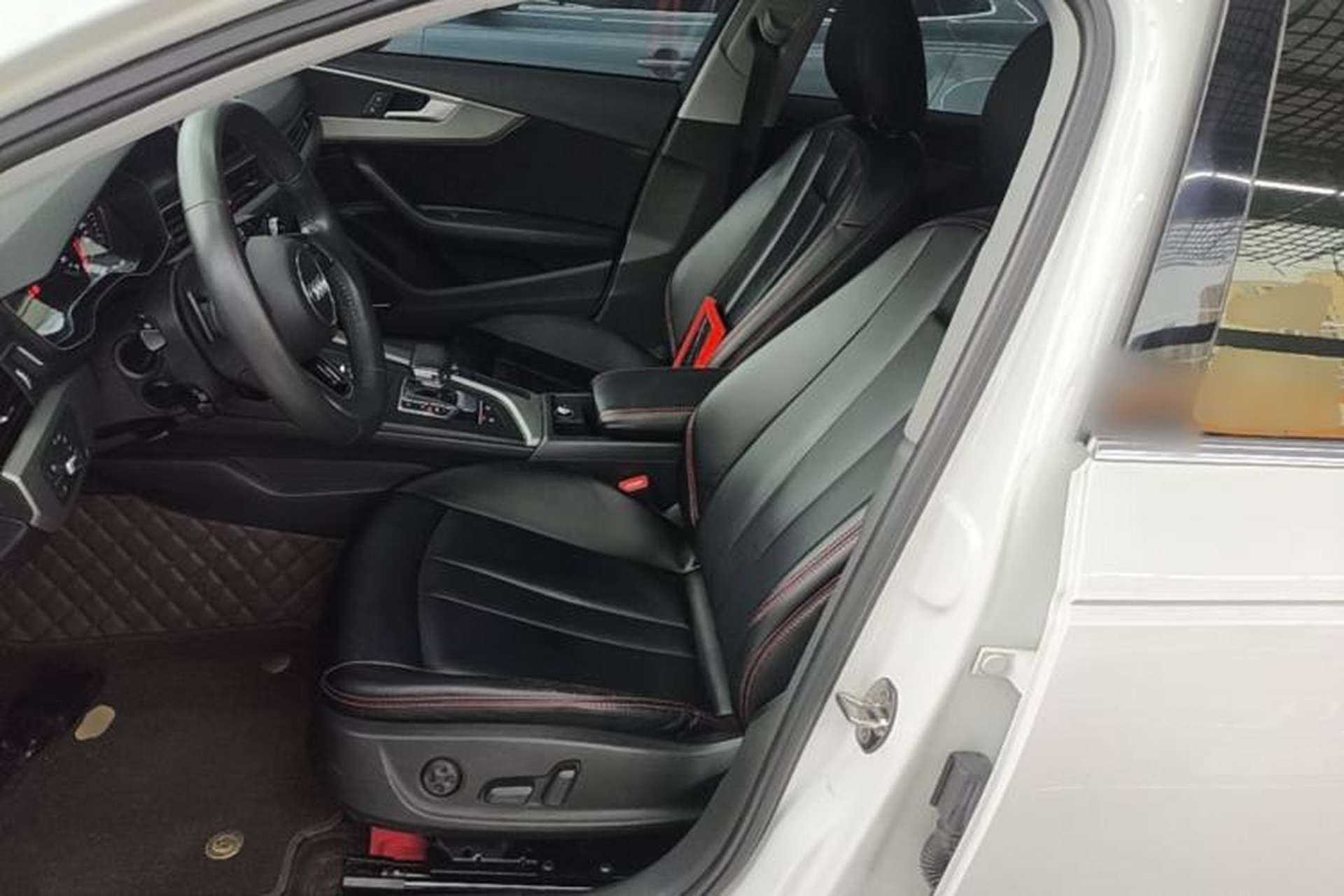 Used Audi A4L 2018 30th Anniversary Edition 40 TFSI Trendy Model Left Front Seat