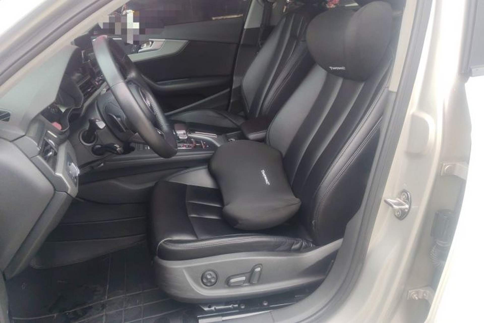 Used Audi A4L 2018 30th Anniversary Edition 30 TFSI Ambition Model Left Front Seat