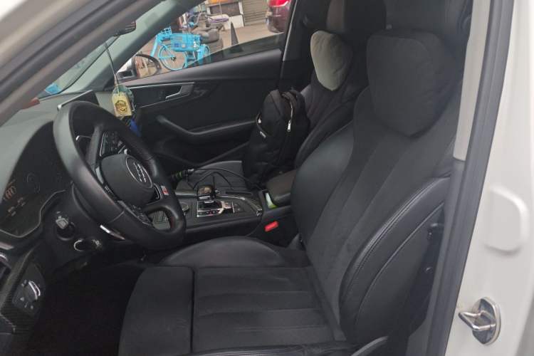Used Audi A4L 2018 30th Anniversary Edition 45 TFSI quattro Sport model Left Front Seat