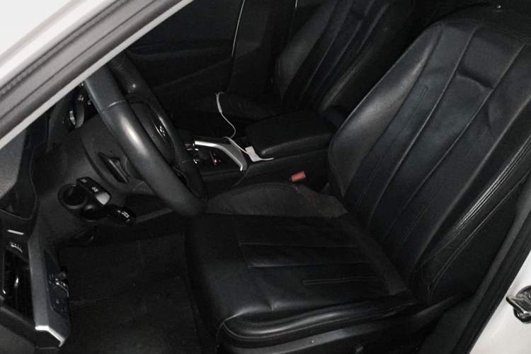 Used Audi A4L 2018 30th Anniversary Edition 40 TFSI Fashion Model Left Front Seat