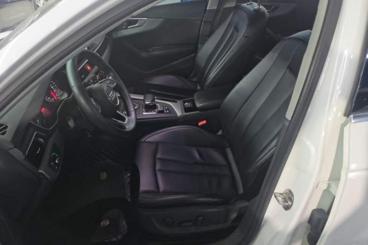 Used Audi A4L 2018 30th Anniversary Edition 40 TFSI Trendy Model Left Front Seat