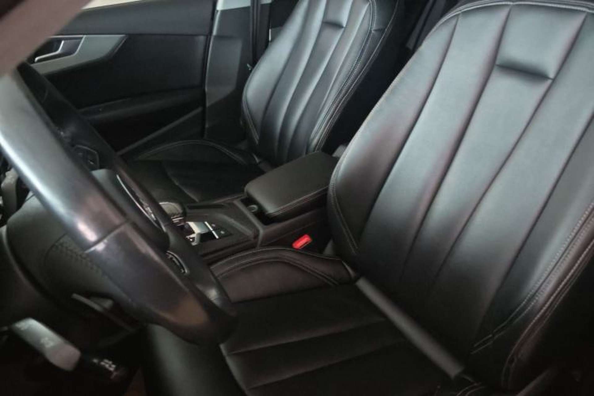 Used Audi A4L 2018 30th Anniversary Edition 40 TFSI Trendy Model Left Front Seat