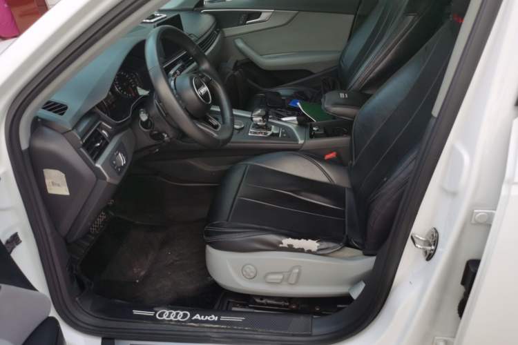 Used Audi A4L 2018 30th Anniversary Edition 40 TFSI Trendy Model Left Front Seat