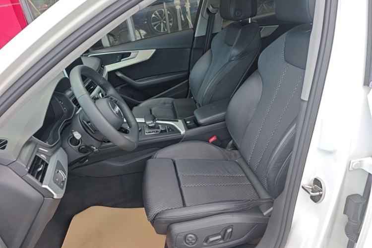 Used Audi A4L 2018 30th Anniversary Edition 40 TFSI Sport Edition Left Front Seat