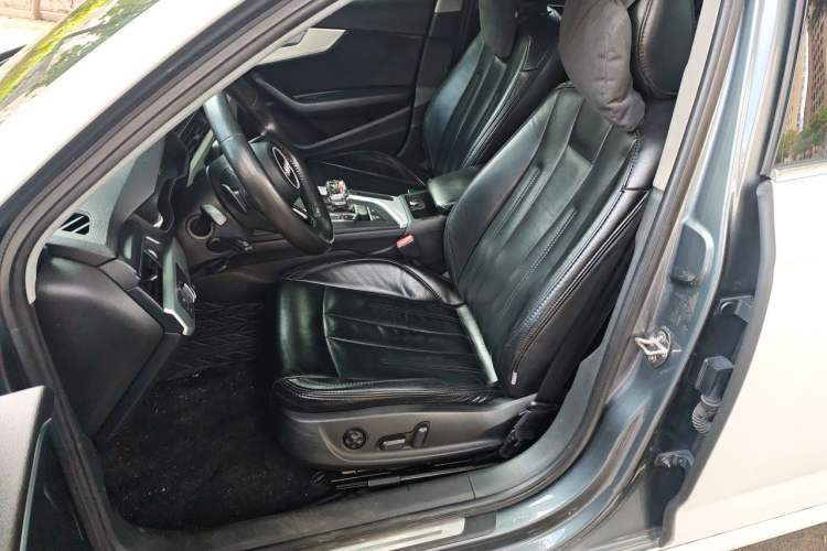 Used Audi A4L 2018 30th Anniversary Edition 40 TFSI Trendy Model Left Front Seat