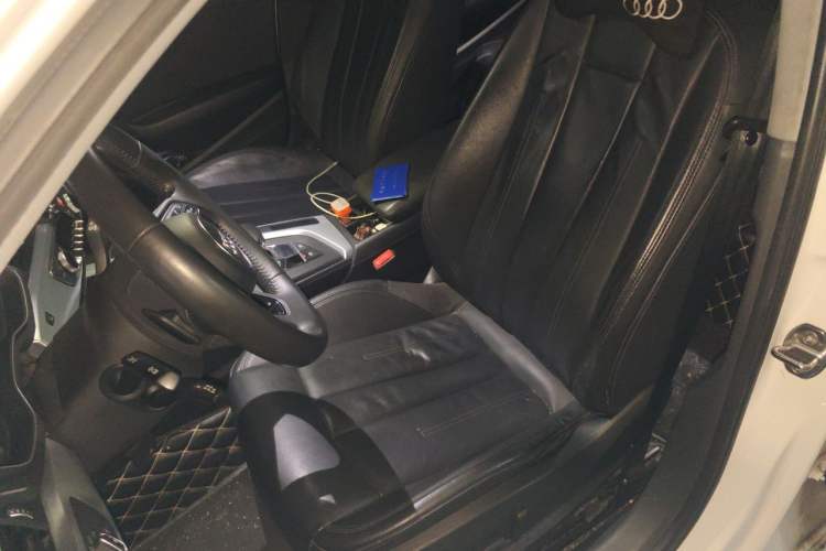 Used Audi A4L 2018 30th Anniversary Edition 40 TFSI Fashion Model Left Front Seat