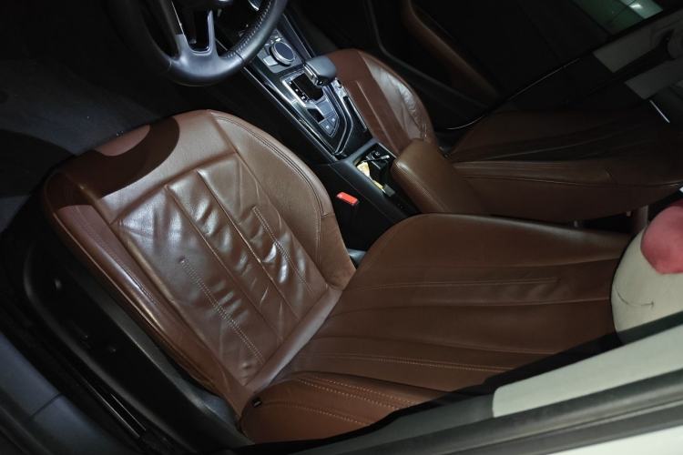 Used Audi A4L 2018 30th Anniversary Edition 40 TFSI Fashion Model Left Front Seat