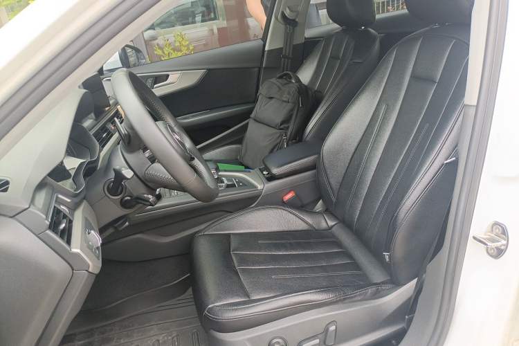 Used Audi A4L 2018 30th Anniversary Edition 40 TFSI Trendy Model Left Front Seat