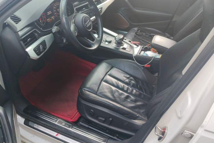 Used Audi A4L 2018 30th Anniversary Edition 40 TFSI Fashion Model Left Front Seat