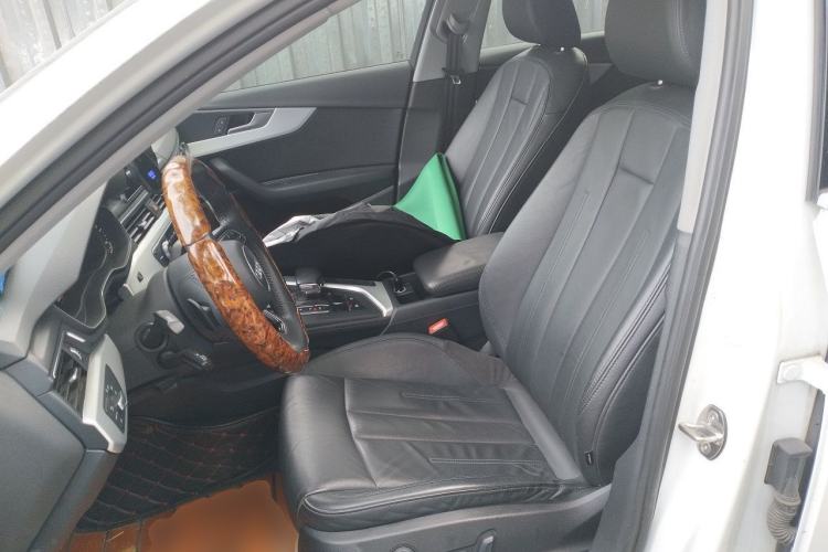 Used Audi A4L 2018 30th Anniversary Edition 40 TFSI Fashion Model Left Front Seat