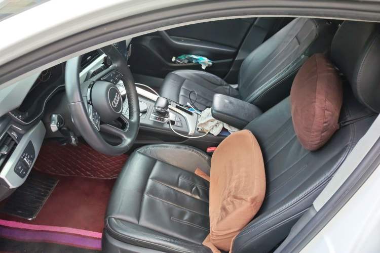 Used Audi A4L 2018 30th Anniversary Edition 40 TFSI Fashion Model Left Front Seat