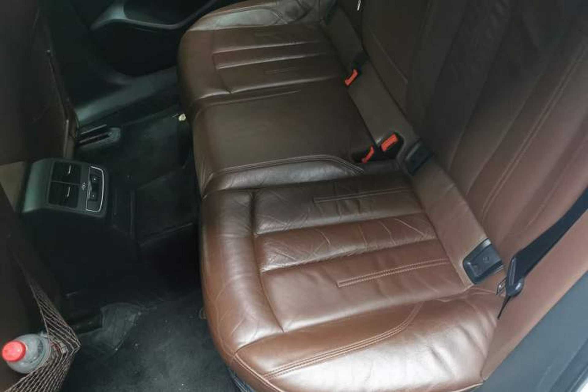 Used Audi A4L 2018 30th Anniversary Edition 40 TFSI Fashion Model Left Rear Seat