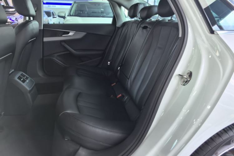 Used Audi A4L 2018 30th Anniversary Edition 40 TFSI Trendy Model Left Rear Seat