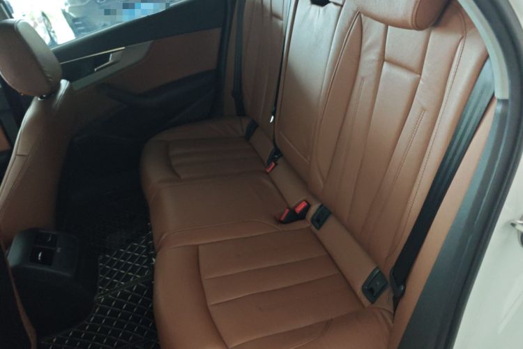 Used Audi A4L 2018 30th Anniversary Edition 40 TFSI Trendy Model Left Rear Seat