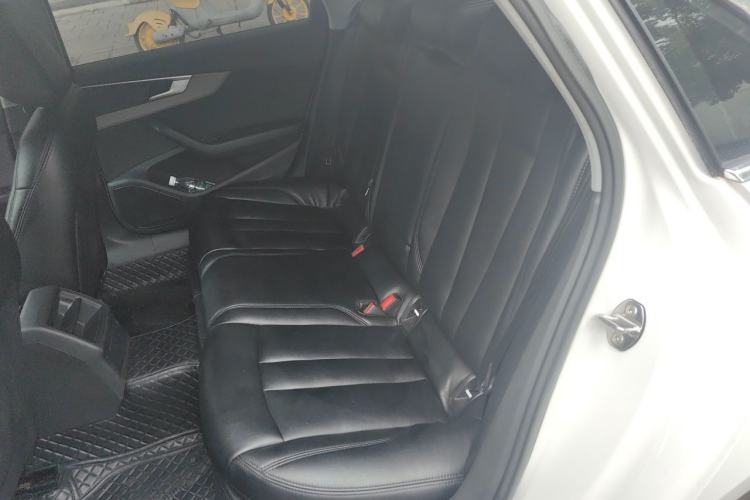 Used Audi A4L 2018 30th Anniversary Edition 40 TFSI Trendy Model Left Rear Seat