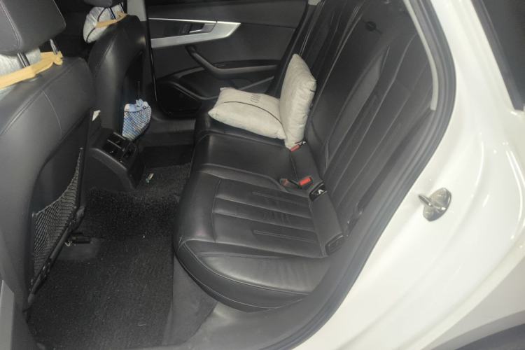 Used Audi A4L 2018 30th Anniversary Edition 40 TFSI Fashion Model Left Rear Seat