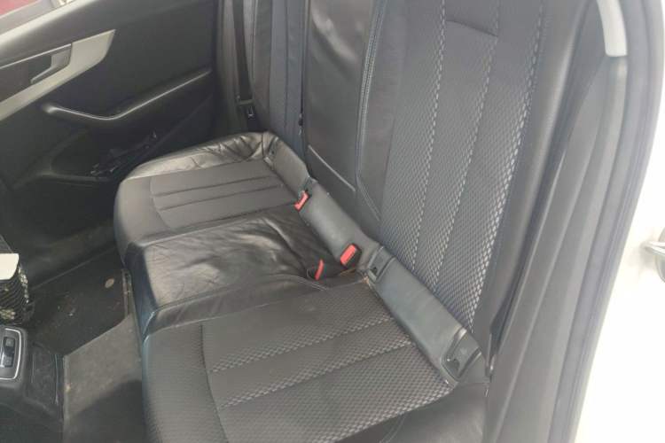 Used Audi A4L 2018 30th Anniversary Edition 40 TFSI Sport Edition Left Rear Seat