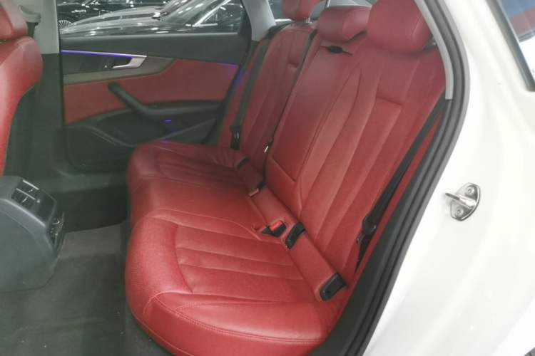 Used Audi A4L 2018 30th Anniversary Edition 40 TFSI Trendy Model Left Rear Seat