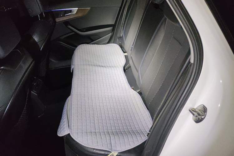 Used Audi A4L 2018 30th Anniversary Edition 40 TFSI Sport Edition Left Rear Seat