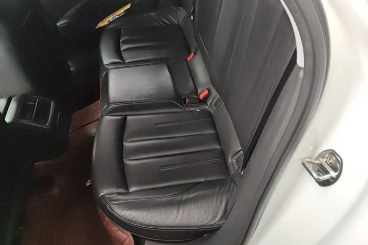 Used Audi A4L 2018 30th Anniversary Edition 40 TFSI Trendy Model Left Rear Seat