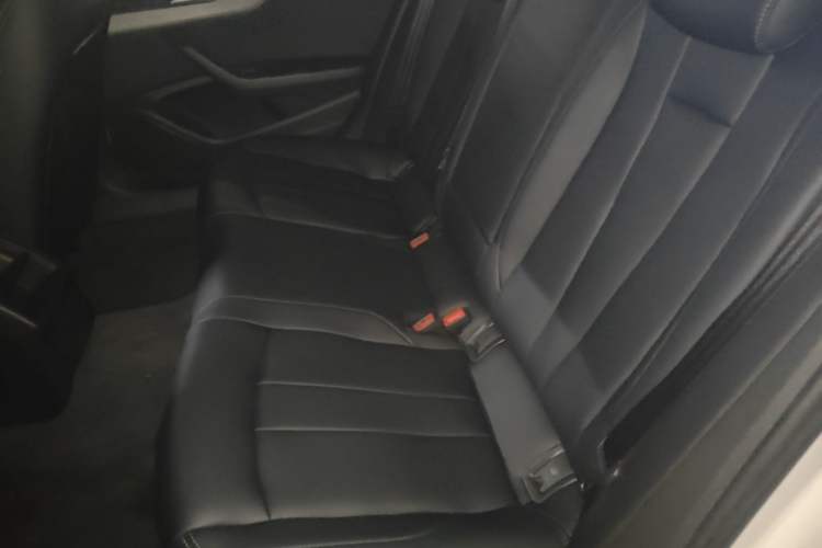 Used Audi A4L 2018 30th Anniversary Edition 40 TFSI Trendy Model Left Rear Seat