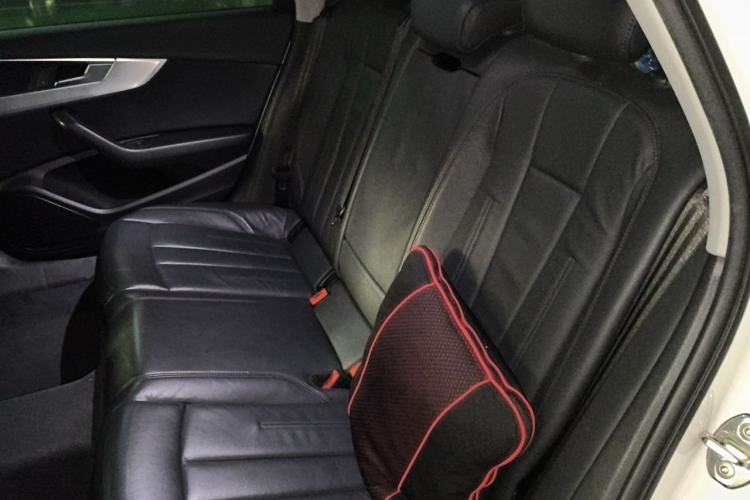 Used Audi A4L 2018 30th Anniversary Edition 40 TFSI Fashion Model Left Rear Seat
