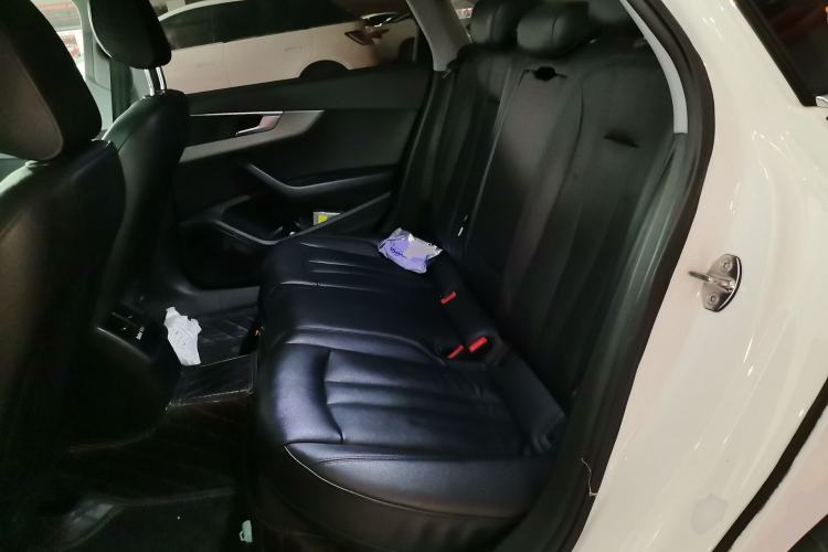 Used Audi A4L 2018 30th Anniversary Edition 40 TFSI Trendy Model Left Rear Seat