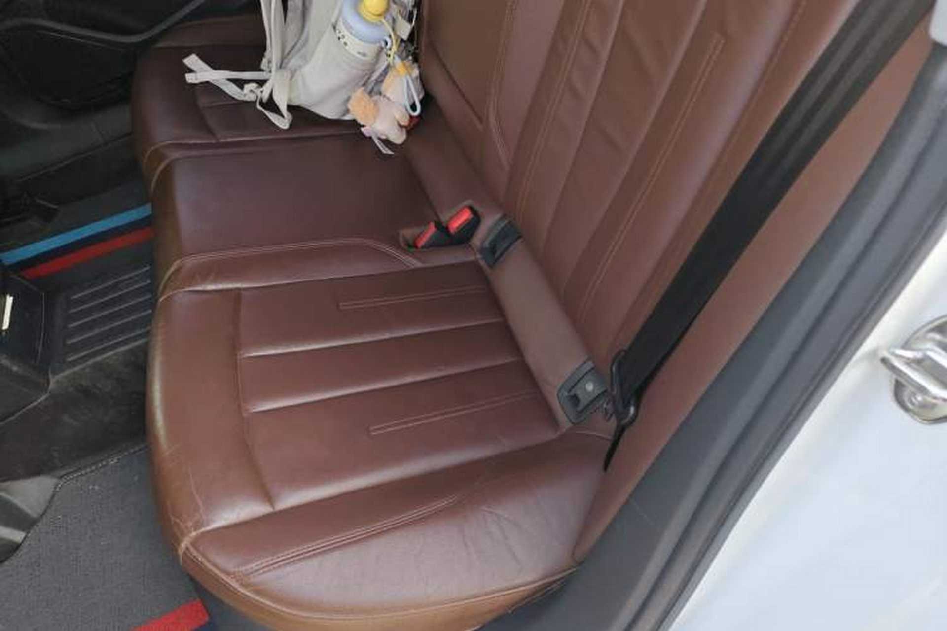 Used Audi A4L 2018 30th Anniversary Edition 40 TFSI Fashion Model Left Rear Seat