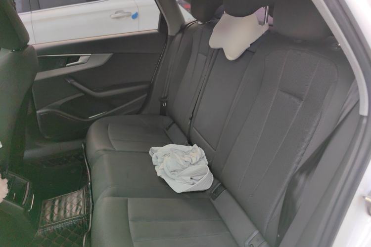 Used Audi A4L 2018 30th Anniversary Edition 40 TFSI Trendy Model Left Rear Seat