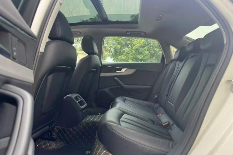 Used Audi A4L 2018 30th Anniversary Edition 40 TFSI Trendy Model Left Rear Seat