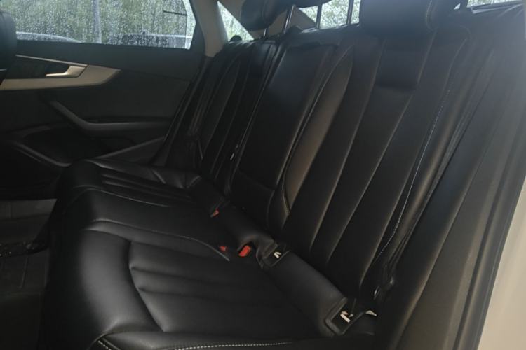 Used Audi A4L 2018 30th Anniversary Edition 40 TFSI Trendy Model Left Rear Seat