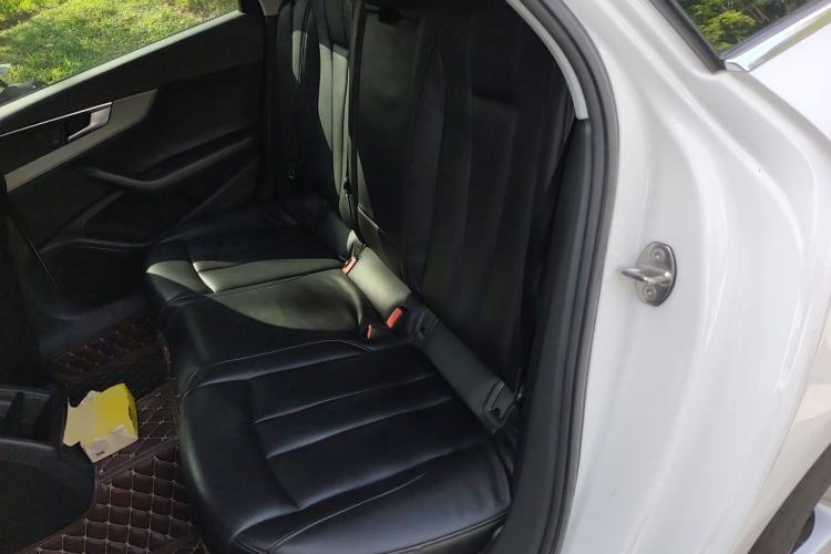 Used Audi A4L 2018 30th Anniversary Edition 40 TFSI Trendy Model Left Rear Seat