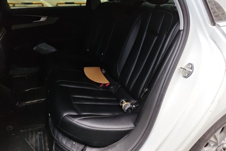 Used Audi A4L 2018 30th Anniversary Edition 40 TFSI Trendy Model Left Rear Seat