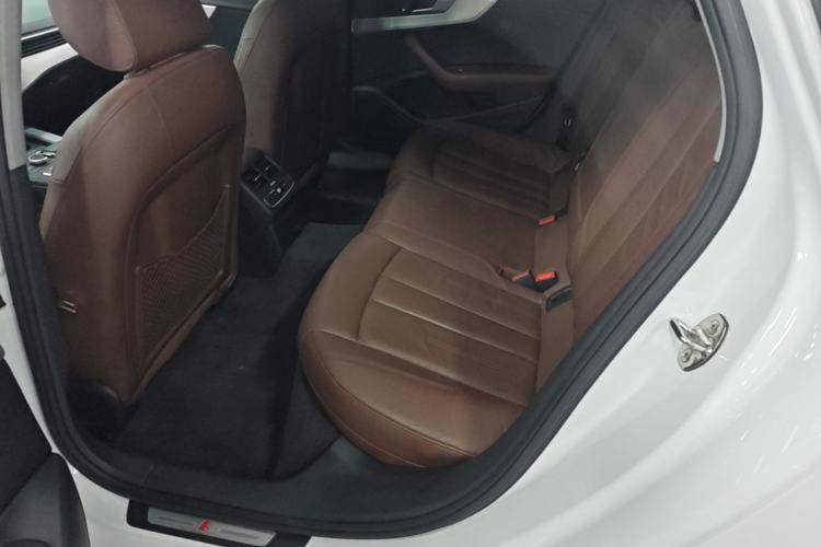 Used Audi A4L 2018 30th Anniversary Edition 40 TFSI Trendy Model Left Rear Seat