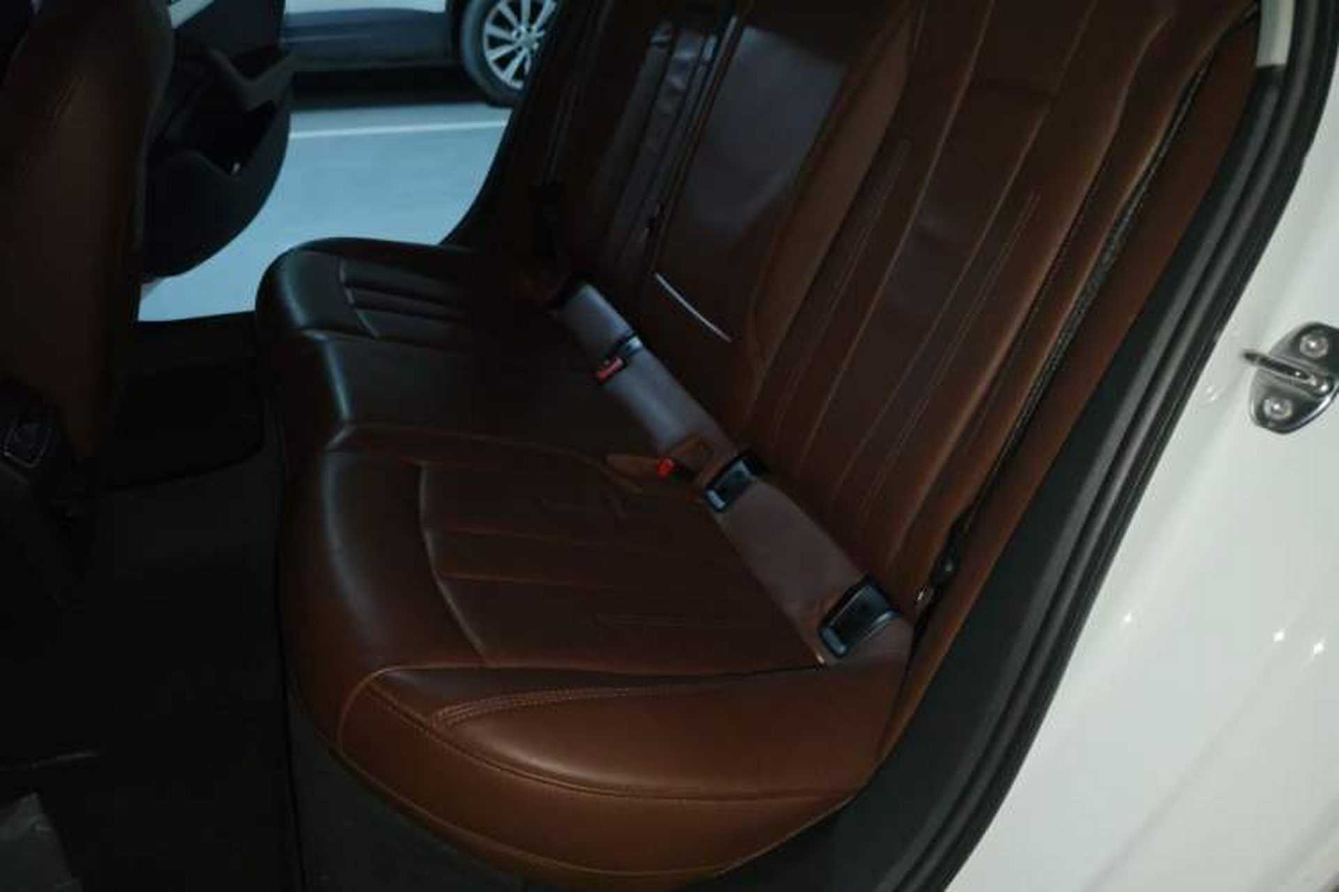 Used Audi A4L 2018 30th Anniversary Edition 40 TFSI Fashion Model Left Rear Seat