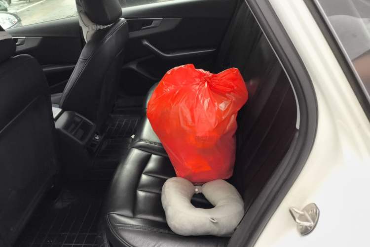 Used Audi A4L  Left Rear Seat