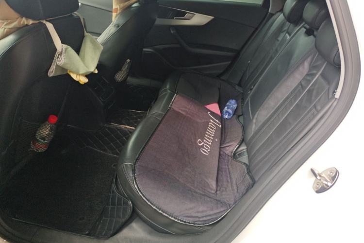Used Audi A4L 2018 30th Anniversary Edition 40 TFSI Fashion Model Left Rear Seat