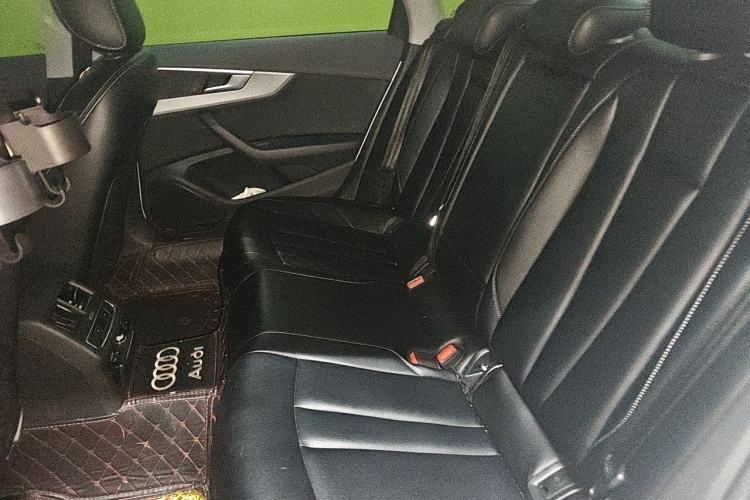 Used Audi A4L 2018 30th Anniversary Edition 40 TFSI Fashion Model Left Rear Seat