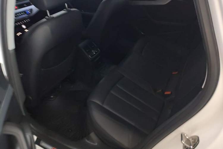 Used Audi A4L 2018 30th Anniversary Edition 40 TFSI Fashion Model Left Rear Seat