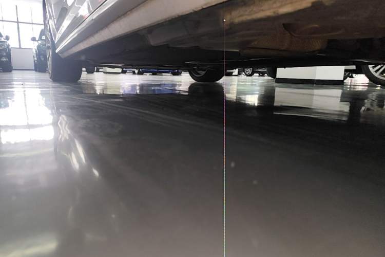 Used Audi A4L 2018 30th Anniversary Edition 40 TFSI Fashion Model Left Side Sill