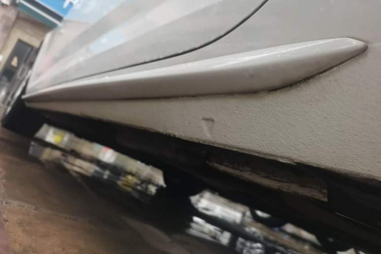 Used Audi A4L 2018 30th Anniversary Edition 40 TFSI Trendy Model Left Side Sill