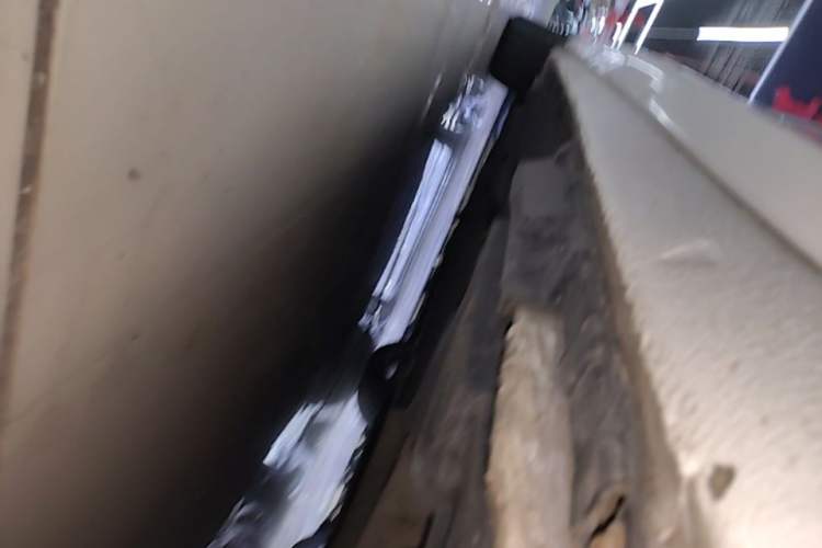 Used Audi A4L 2018 30th Anniversary Edition 40 TFSI Fashion Model Left Side Sill